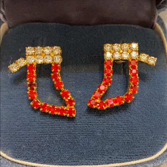 3/10$🛍Stocking Earrings - Picture 2 of 3